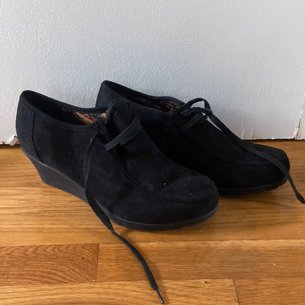 Black wedge booties